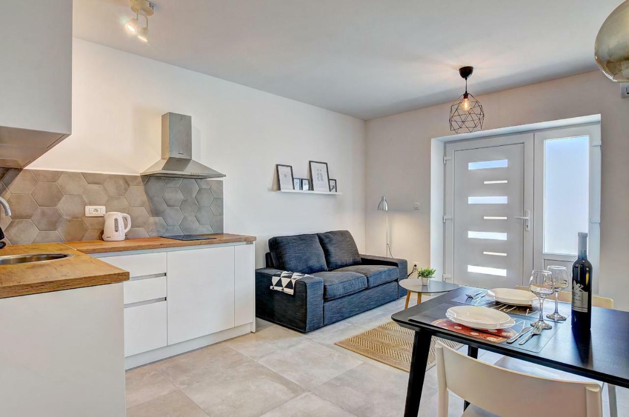Apartman M Apartman Póla Kültér fotó